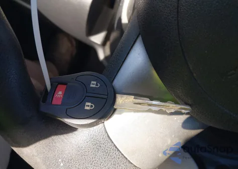 2013 Nissan Versa 1.6 Sv from USA, damaged, VIN 3N1CN7AP8DL860114